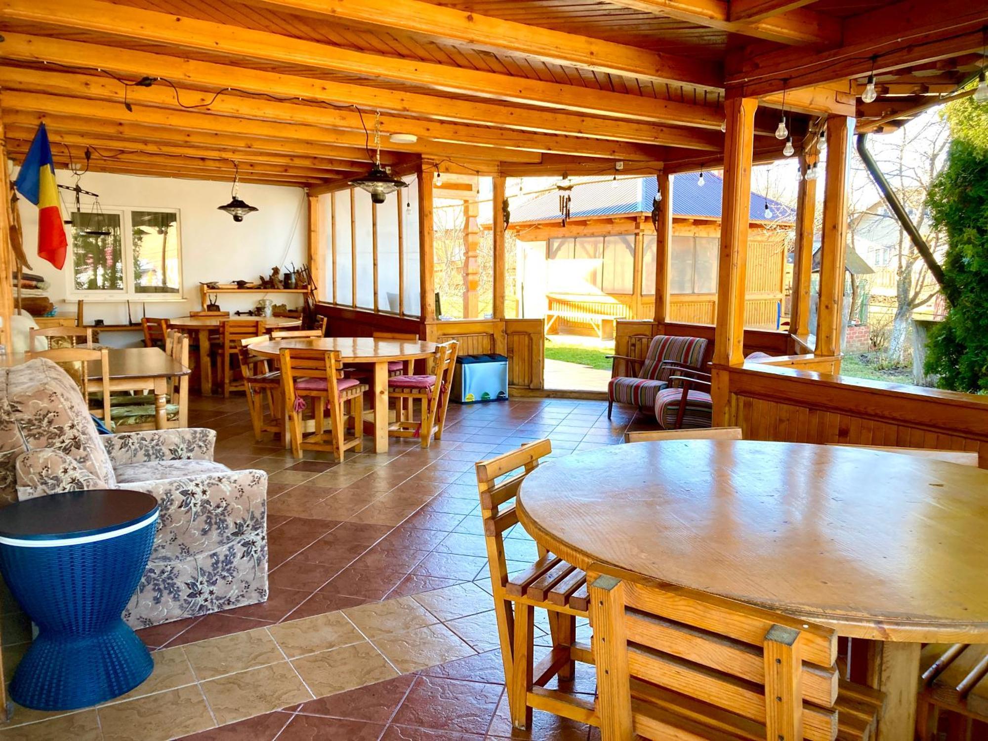 Pensiunea Casa-Stefanel Sadová Extérieur photo
